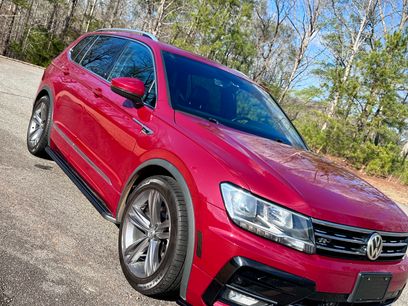 Used 2018 Volkswagen Tiguan SEL w/ R-Line Package