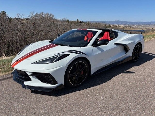 Used 2021 Chevrolet Corvette Stingray Coupe w/ Engine Appearance Package RWD image 13