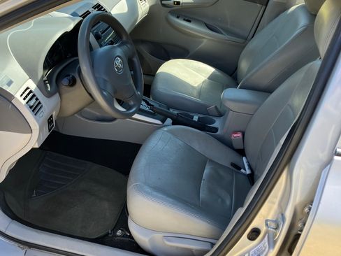 Used 2009 Toyota Corolla LE FWD image 5