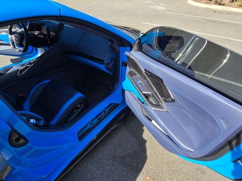 Used 2024 Chevrolet Corvette Z06 w/ Z07 Performance Package image 17