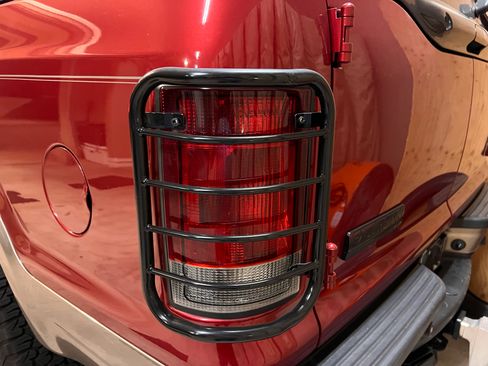 Used 2005 Ford Excursion Eddie Bauer image 13