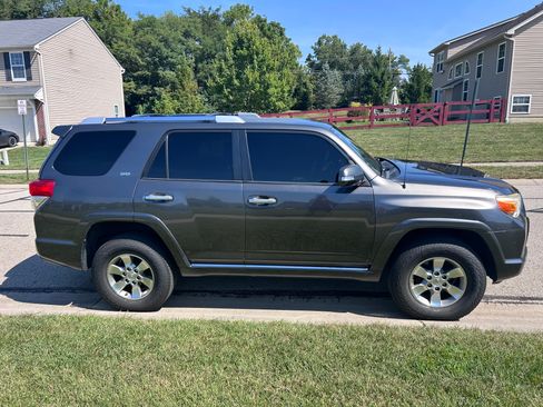 Used 2010 Toyota 4Runner SR5 AWD/4WD image 1