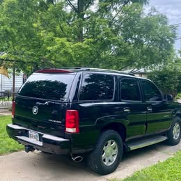 Used 2004 Cadillac Escalade AWD image 12