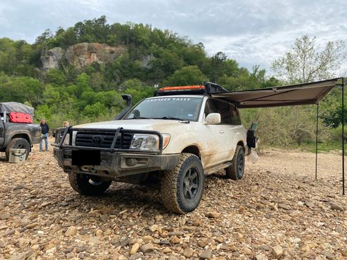 Used 2006 Toyota Land Cruiser image 4