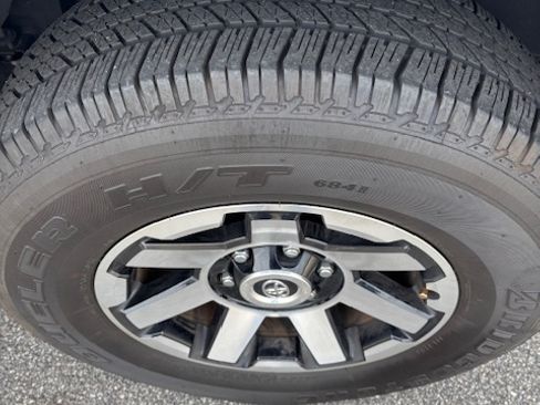 Used 2022 Toyota 4Runner TRD Off-Road image 17