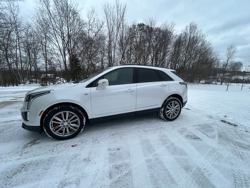 Used 2023 Cadillac XT5 Sportv image 4