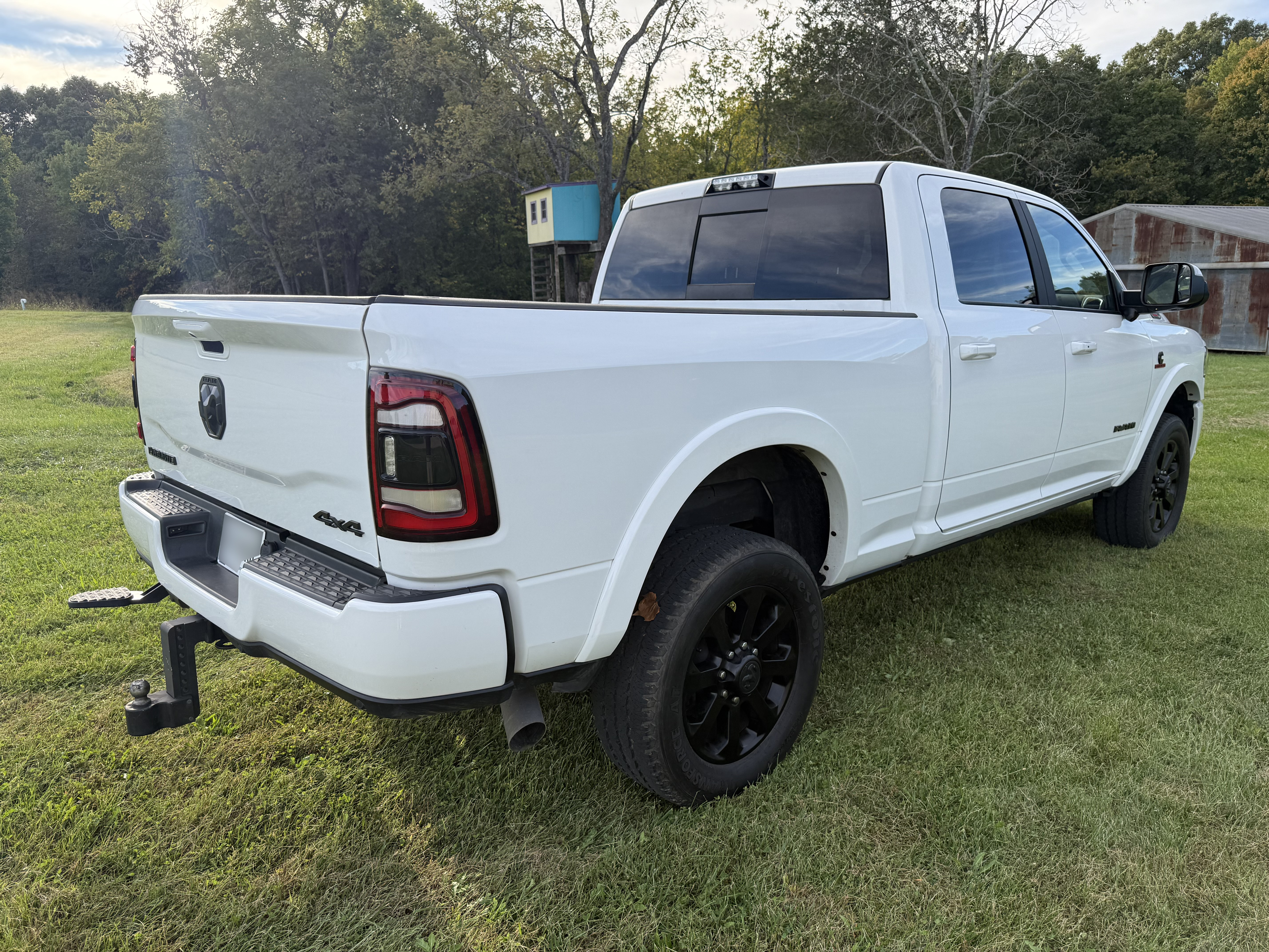 Used 2019 RAM 2500 Laramie w/ Night Edition AWD/4WD image 6