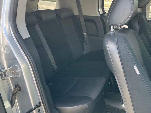 Used 2007 Toyota FJ Cruiser 4WD image 10