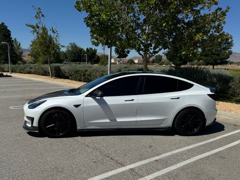 Used 2022 Tesla Model 3 Performance AWD/4WD image 4