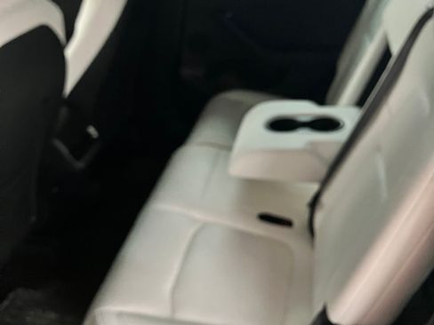 Used 2024 Tesla Model Y Long Range image 14