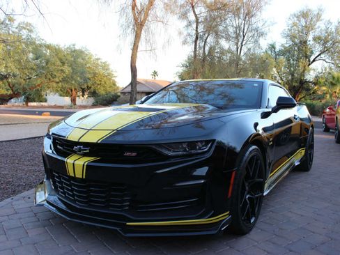 Used 2020 Chevrolet Camaro SS image 8