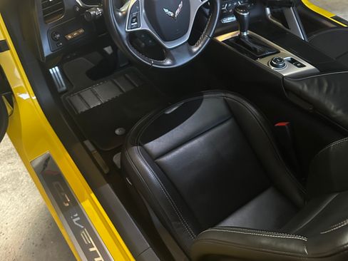 Used 2015 Chevrolet Corvette Stingray Coupe w/ 2LT Preferred Equipment Group image 16