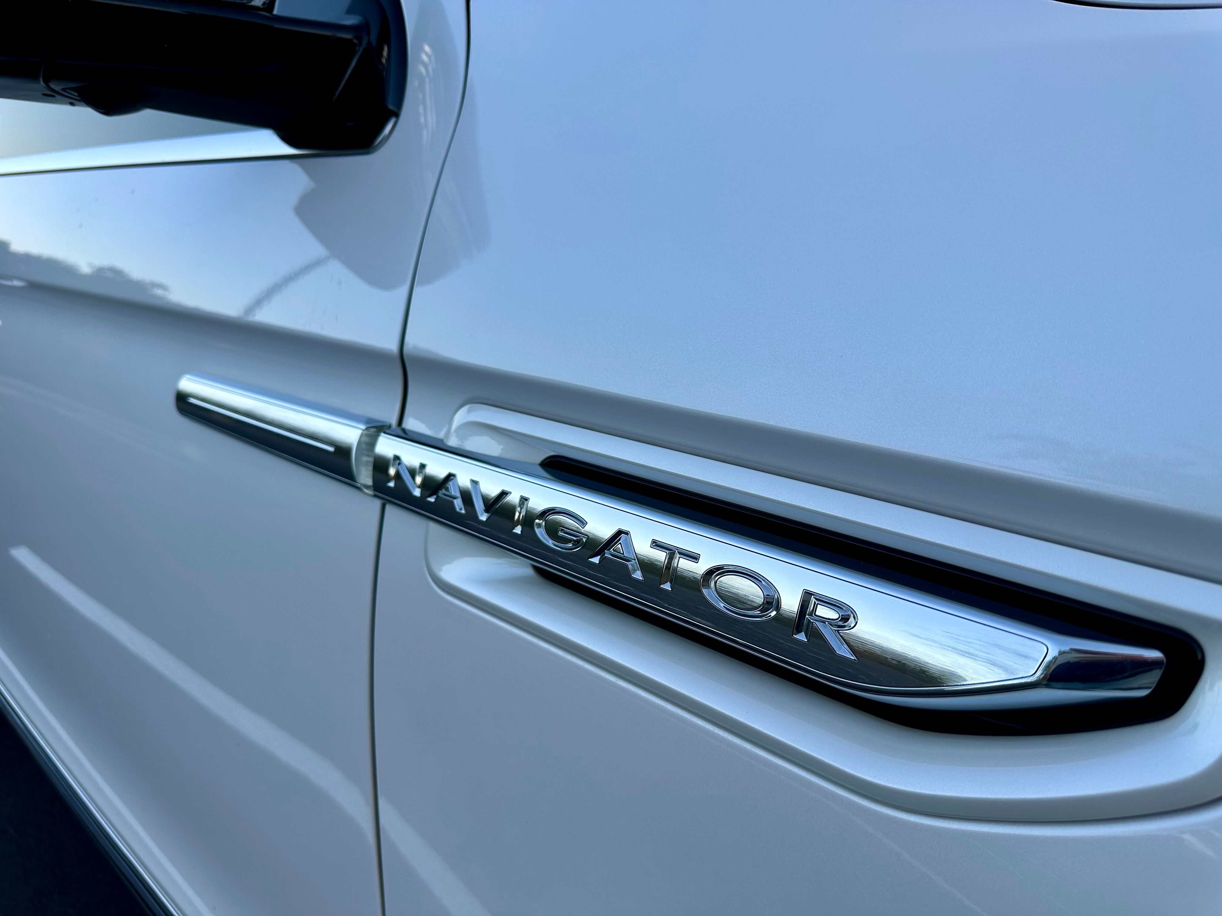 Used 2019 Lincoln Navigator L Reserve AWD/4WD image 8