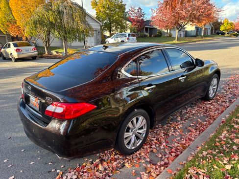 Used 2011 INFINITI M37 x image 2