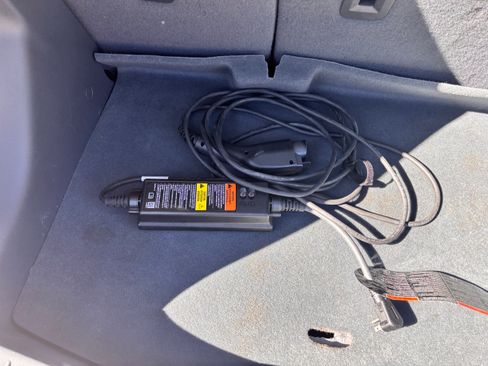 Used 2020 Chevrolet Bolt LT image 28