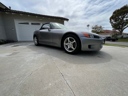 Used 2003 Honda S2000 image 8