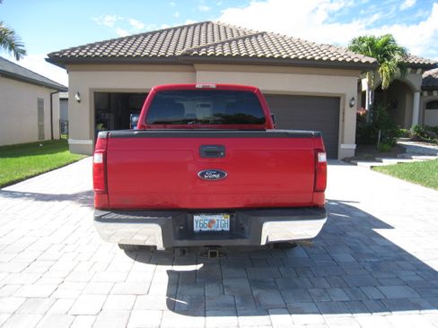 Used 2014 Ford F250 XLT image 5