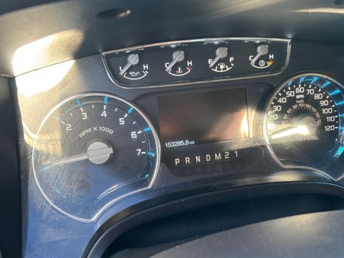 Used 2011 Ford F150 Lariat w/ Lariat Chrome Pkg AWD/4WD image 10