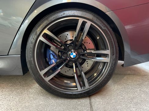 Used 2018 BMW M3 Sedan w/ Competition Package image 9