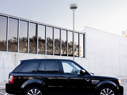 Used 2013 Land Rover Range Rover Sport Autobiography w/ Autobiography Pkg image 17