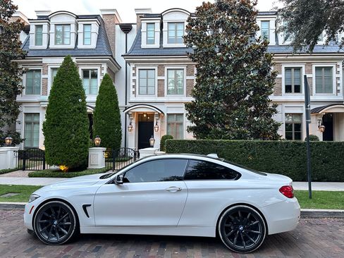 Used 2014 BMW 428i xDrive Coupe AWD/4WD image 4