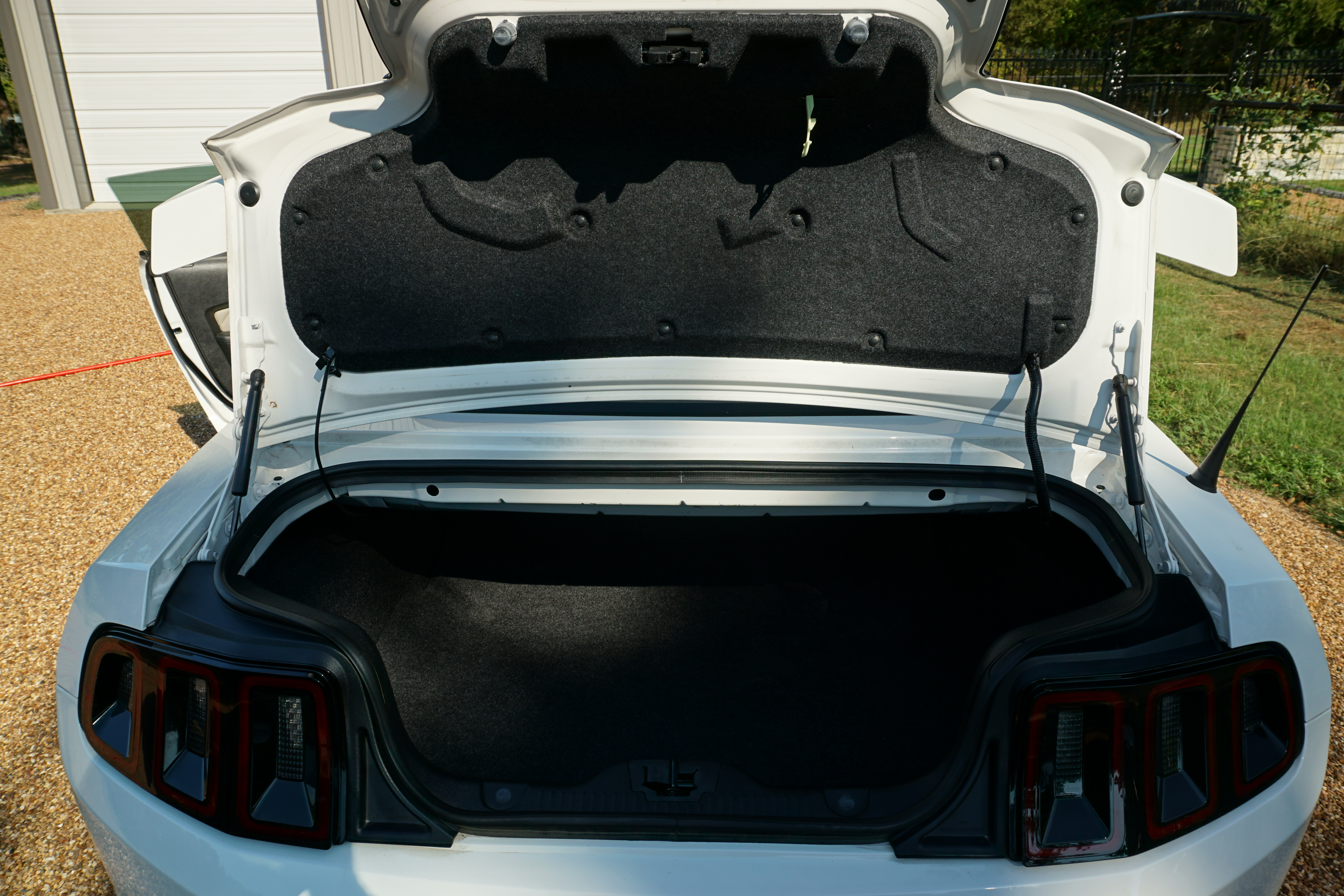 Used 2013 Ford Mustang Premium w/ Electronics Pkg RWD image 17