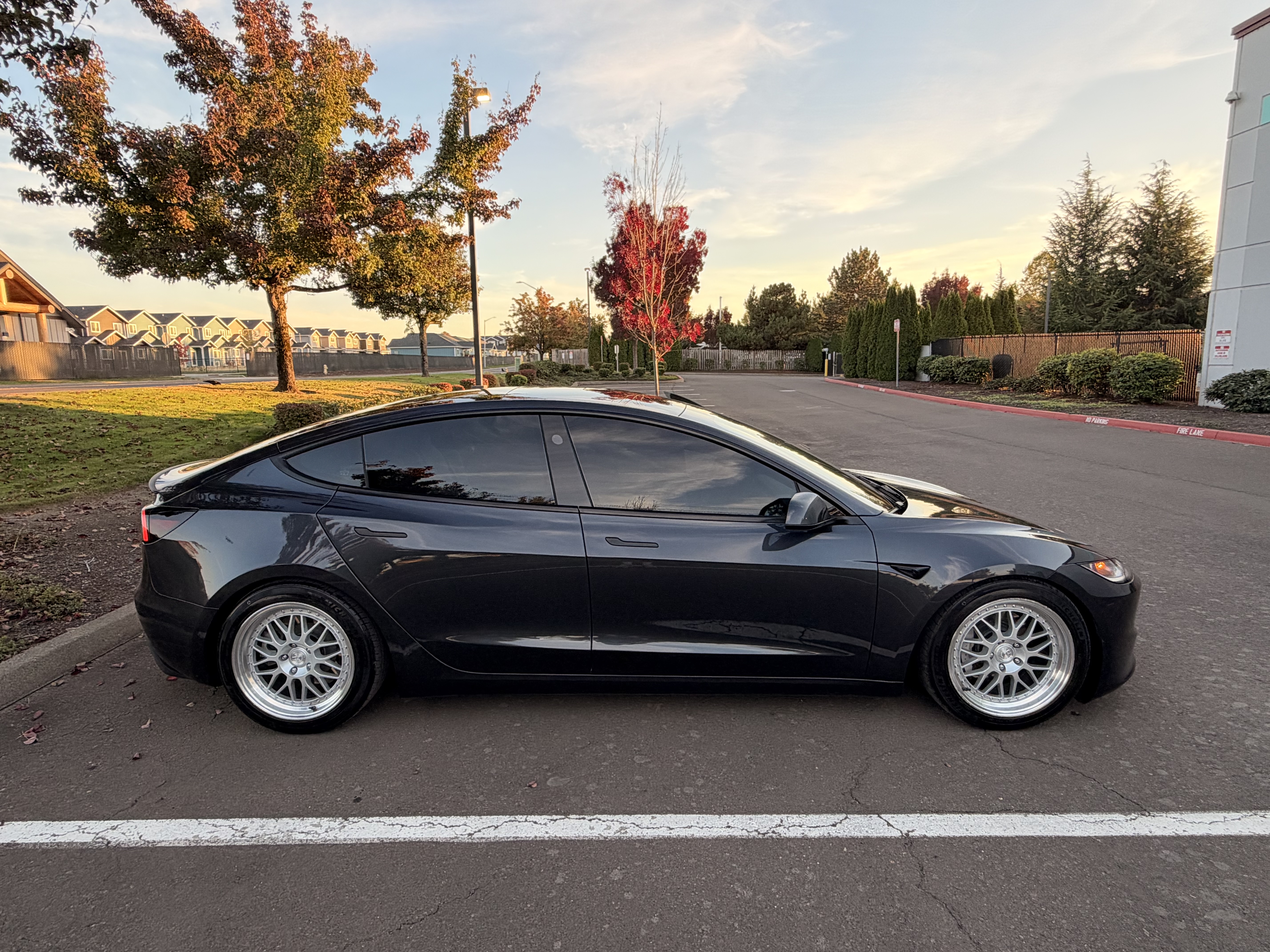 Used 2024 Tesla Model 3 Long Range AWD/4WD image 11