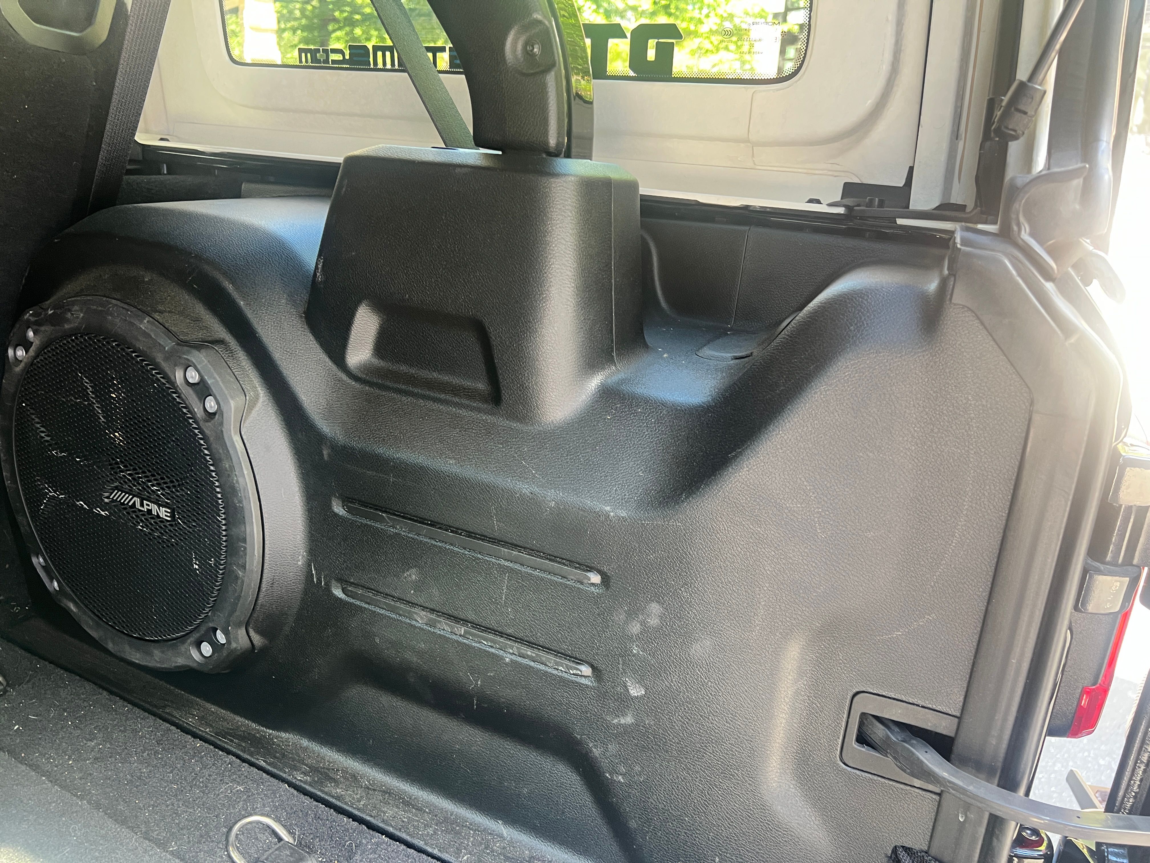 Used 2021 Jeep Wrangler Unlimited Sport w/ Sun And Sound Package AWD/4WD image 13
