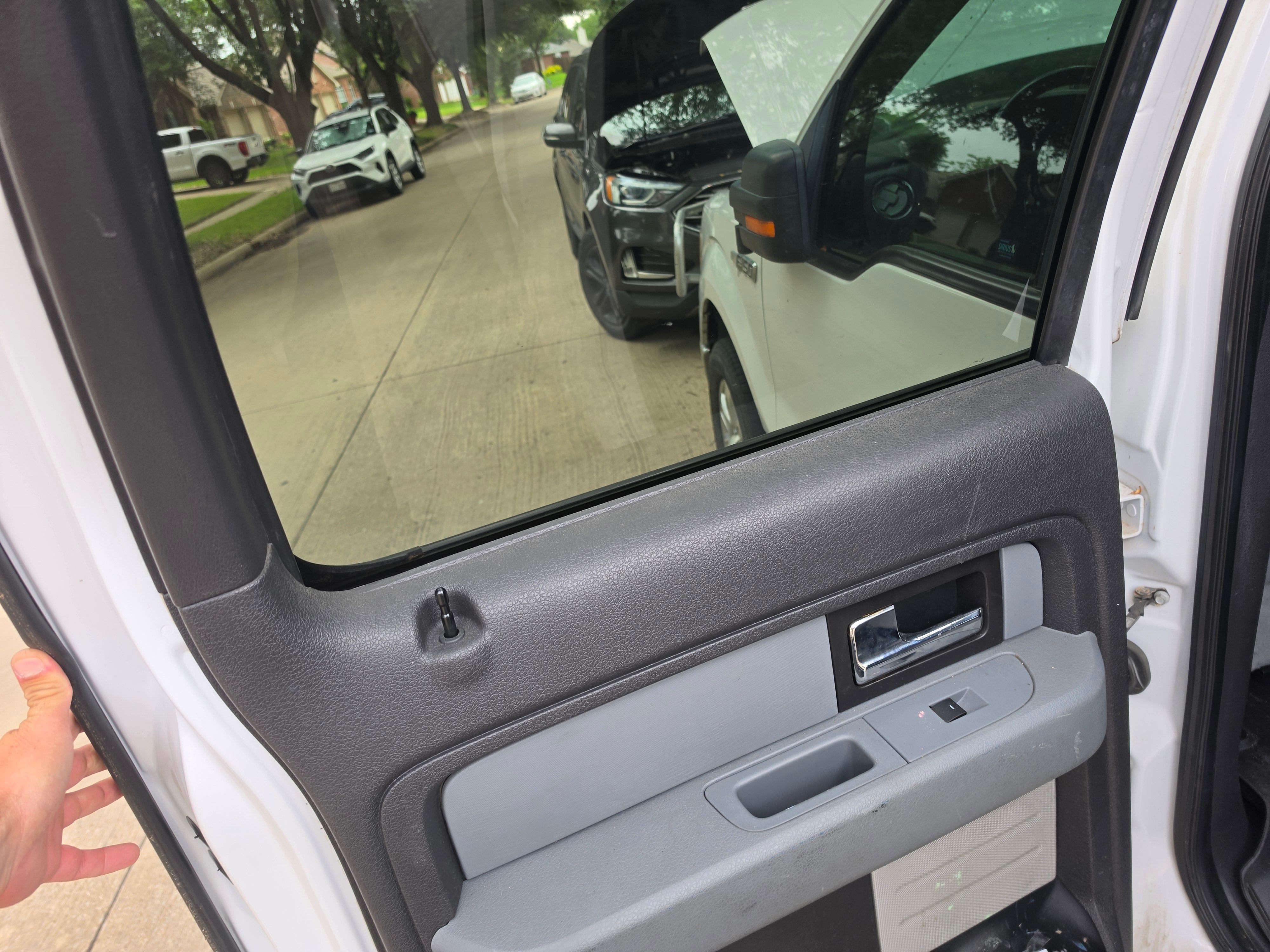 Used 2013 Ford F150 XLT w/ XLT Chrome Pkg RWD image 10