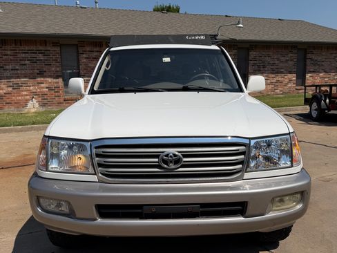 Used 2004 Toyota Land Cruiser AWD/4WD image 5