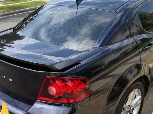 Used 2012 Dodge Avenger SE FWD image 6