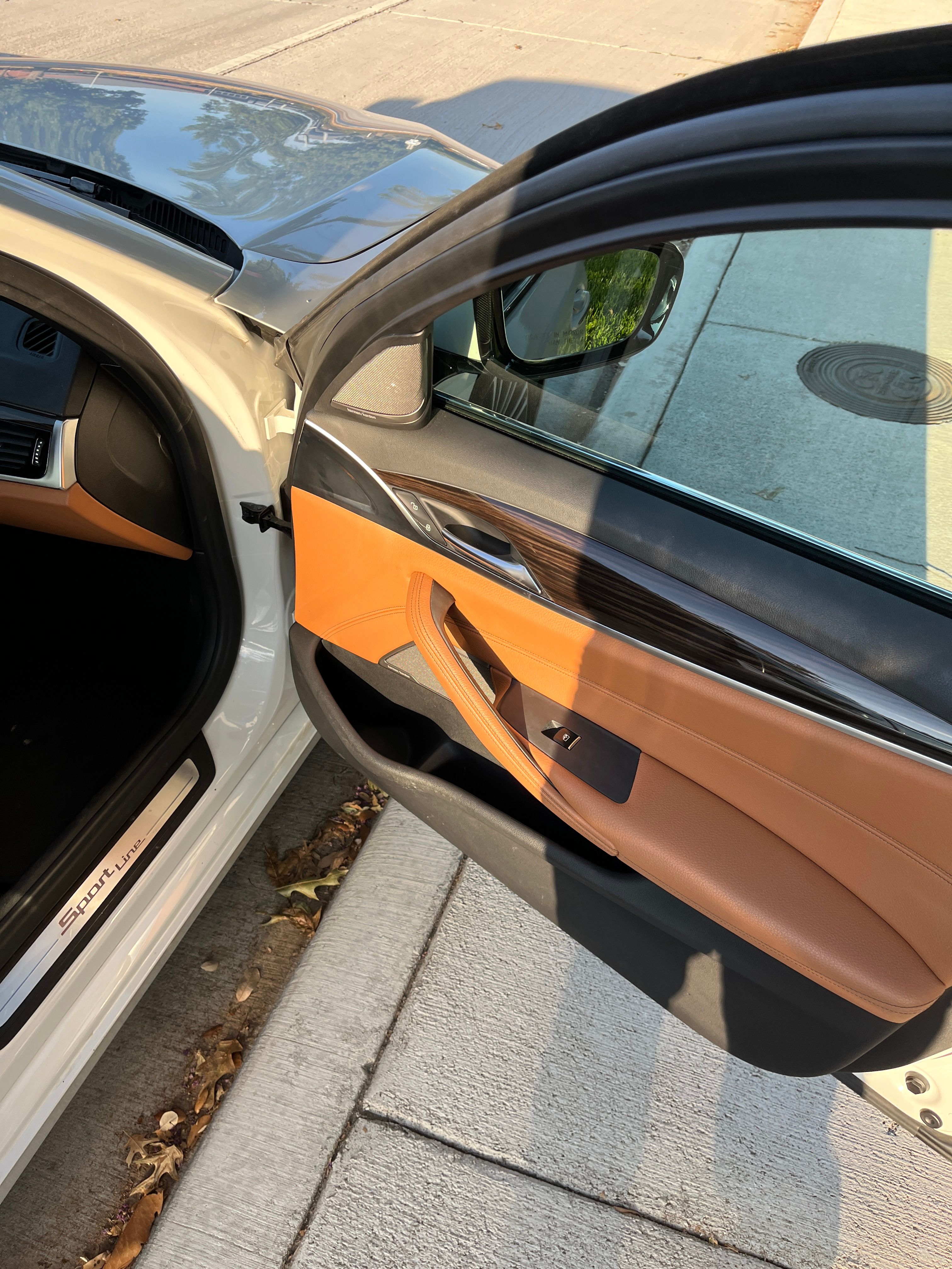 Used 2018 BMW 540i RWD image 17