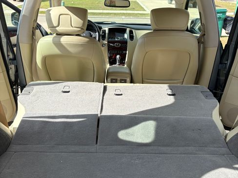 Used 2017 INFINITI QX50 2WD w/ Deluxe Touring Package image 22