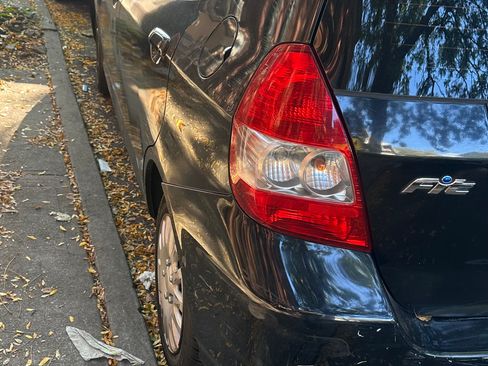 Used 2008 Honda Fit image 10