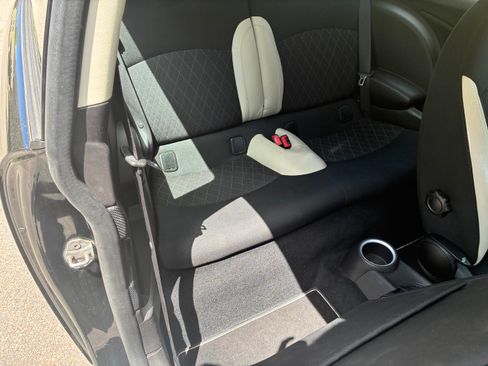 Used 2012 MINI Cooper S FWD image 5