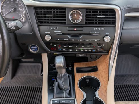 Used 2021 Lexus RX 450hL AWD w/ Premium Package image 16