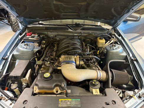Used 2006 Ford Mustang GT Premium RWD image 14