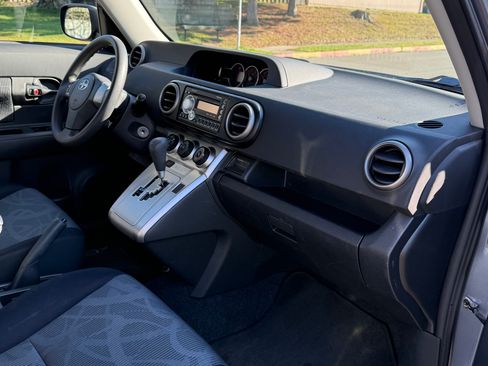 Used 2012 Scion xB image 13