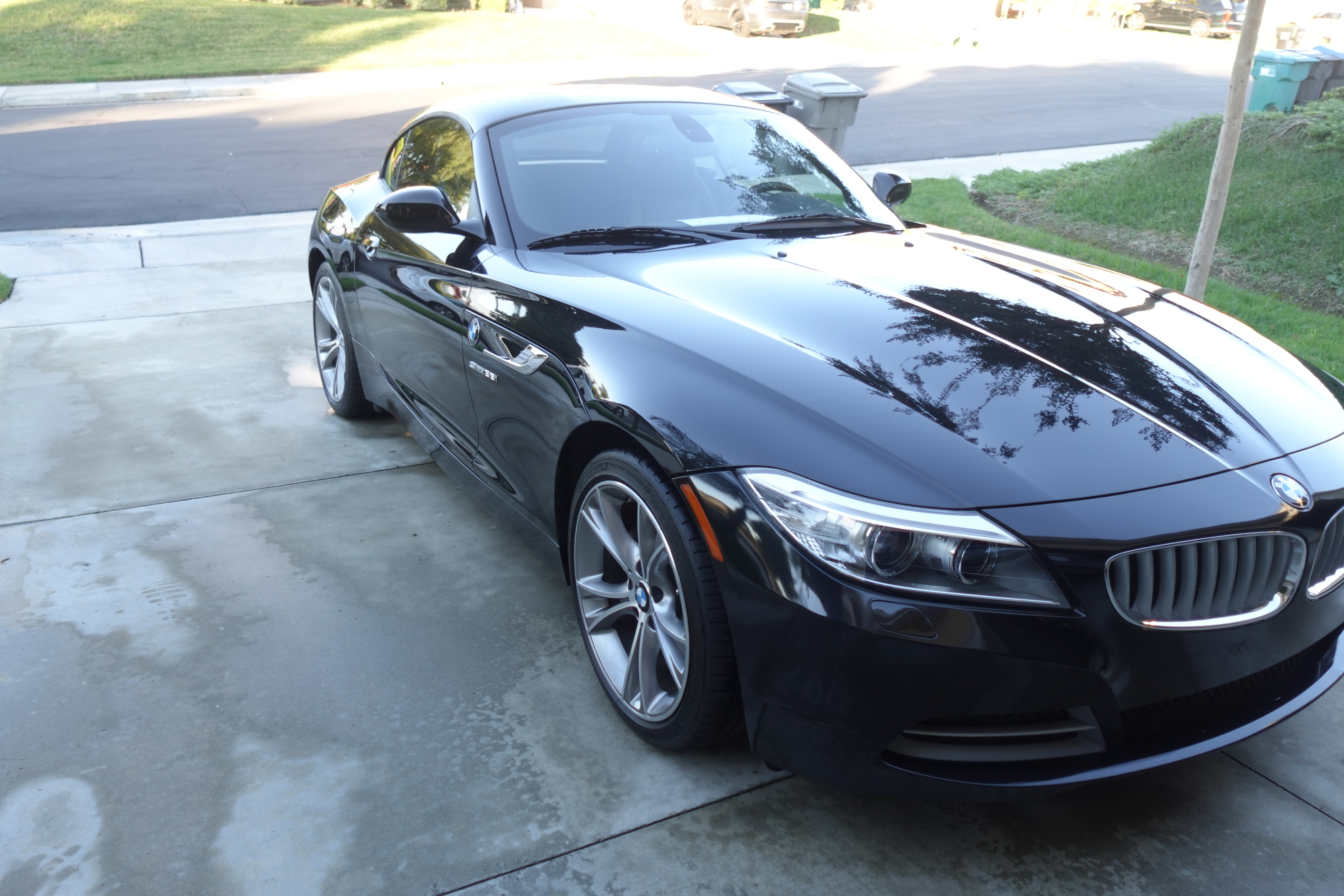 Used 2014 BMW Z4 sDrive35i RWD image 22