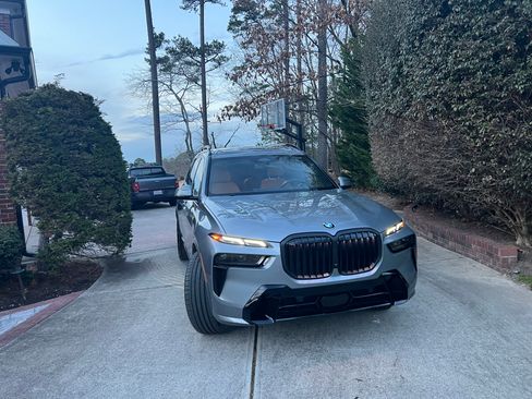 Used 2023 BMW X7 xDrive40i w/ Executive Package image 20