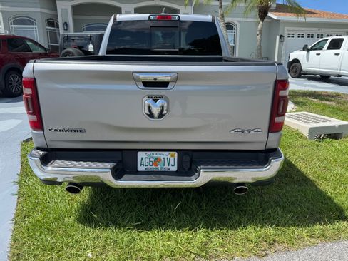 Used 2021 RAM 1500 Laramie AWD/4WD image 5