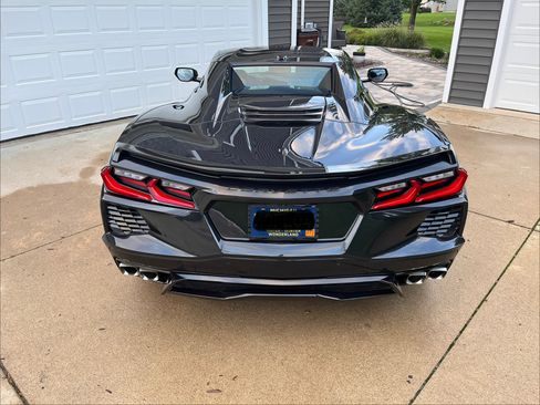 Used 2024 Chevrolet Corvette Stingray Preferred Conv w/ Battery Protection Package RWD image 6
