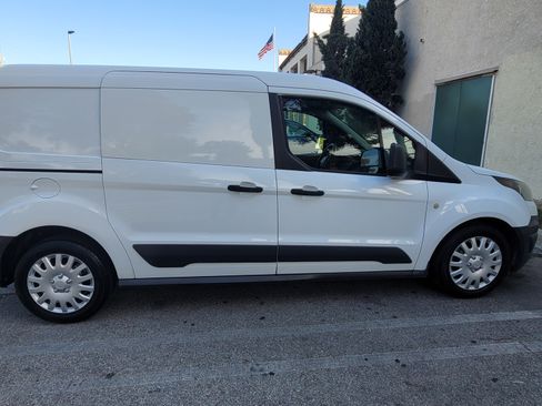 Used 2017 Ford Transit Connect XL image 15