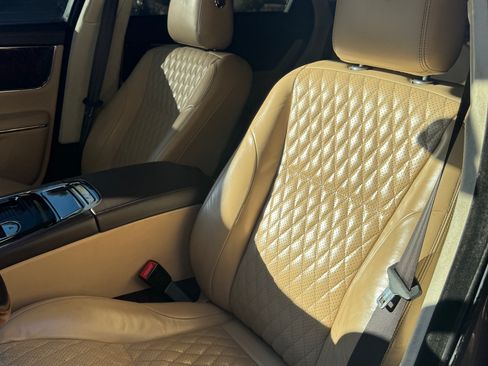 Used 2016 Jaguar XJ L Portfolio image 13