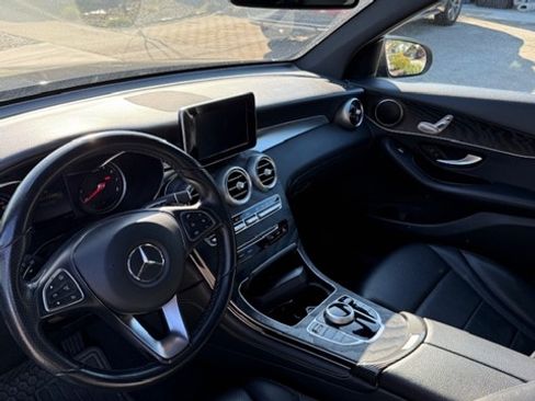 Used 2018 Mercedes-Benz GLC 300 image 14