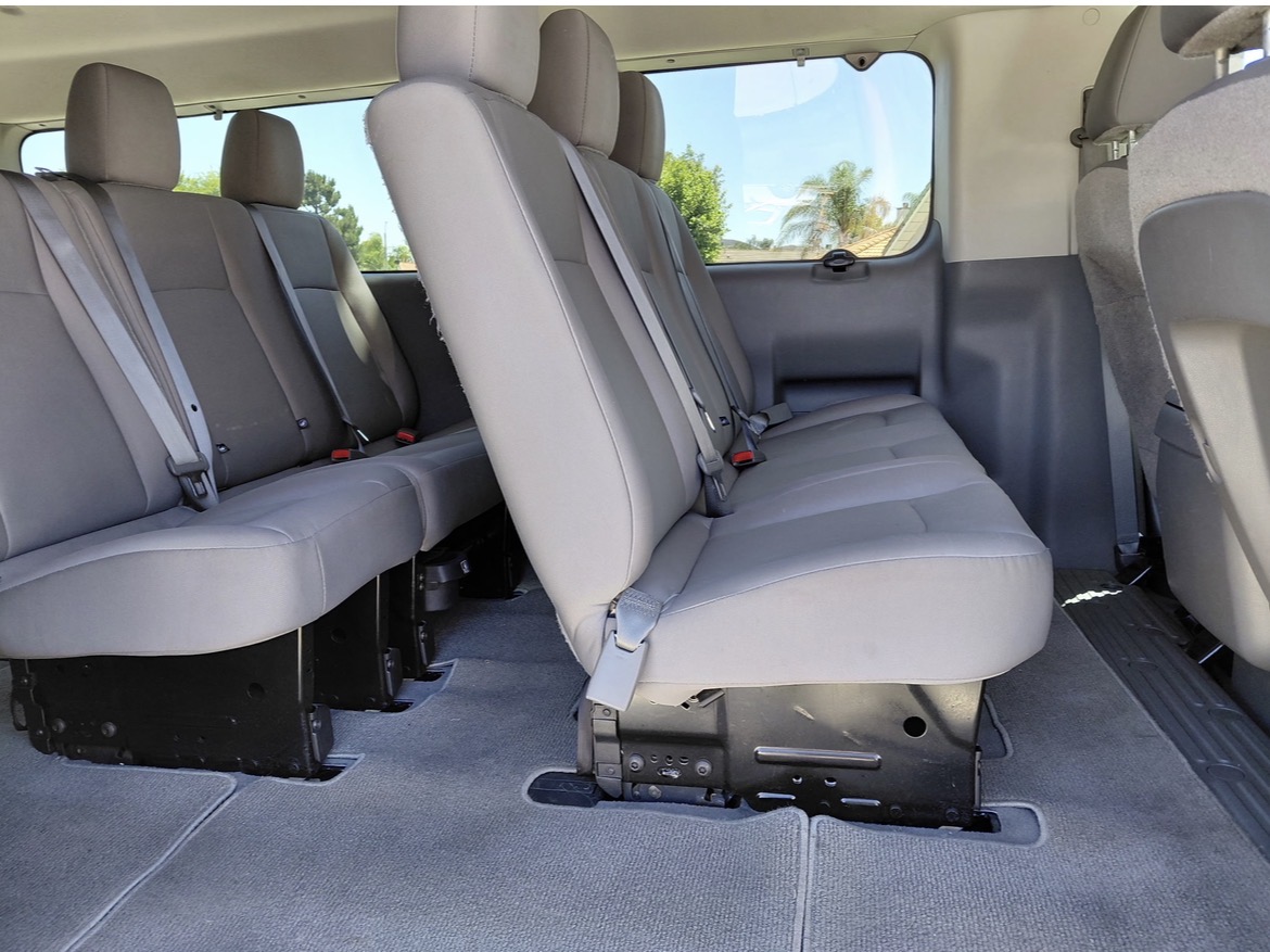 Used 2018 Nissan NV 3500 SV w/ Navigation Package RWD image 9
