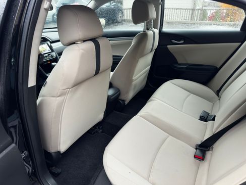 Used 2017 Honda Civic EX image 5