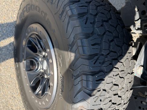 Used 2021 Ford F150 Raptor w/ Equipment Group 801A High AWD/4WD image 25