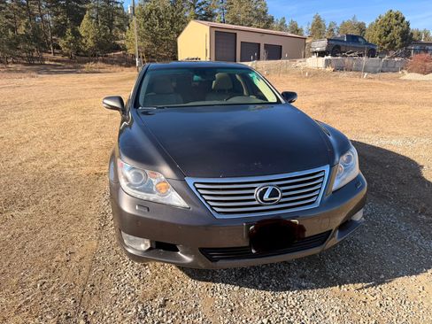 Used 2010 Lexus LS 460 AWD image 2