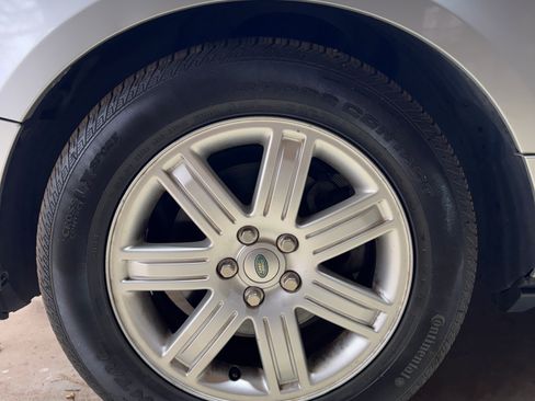 Used 2007 Land Rover Range Rover HSE image 4